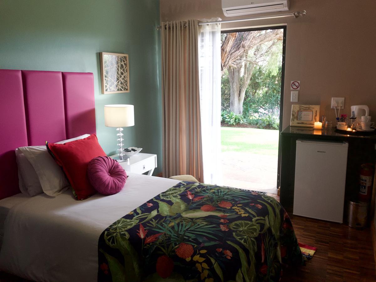 The Hedge Guesthouse Kuruman Eksteriør bilde