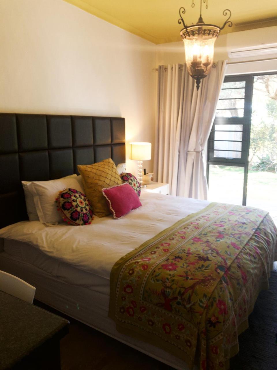 The Hedge Guesthouse Kuruman Eksteriør bilde