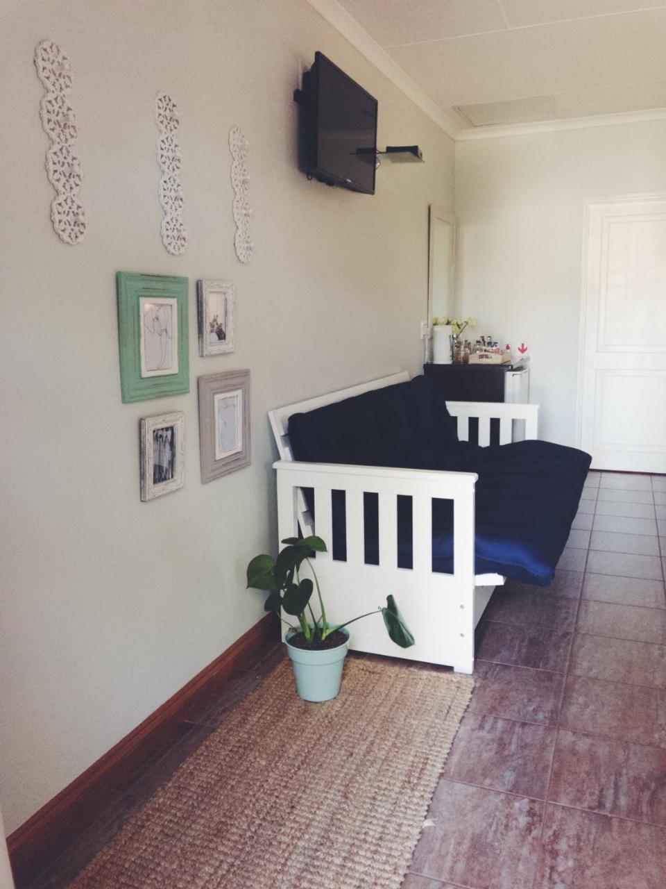 The Hedge Guesthouse Kuruman Eksteriør bilde